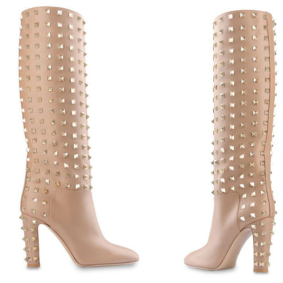 valentino garavani rockstud boots